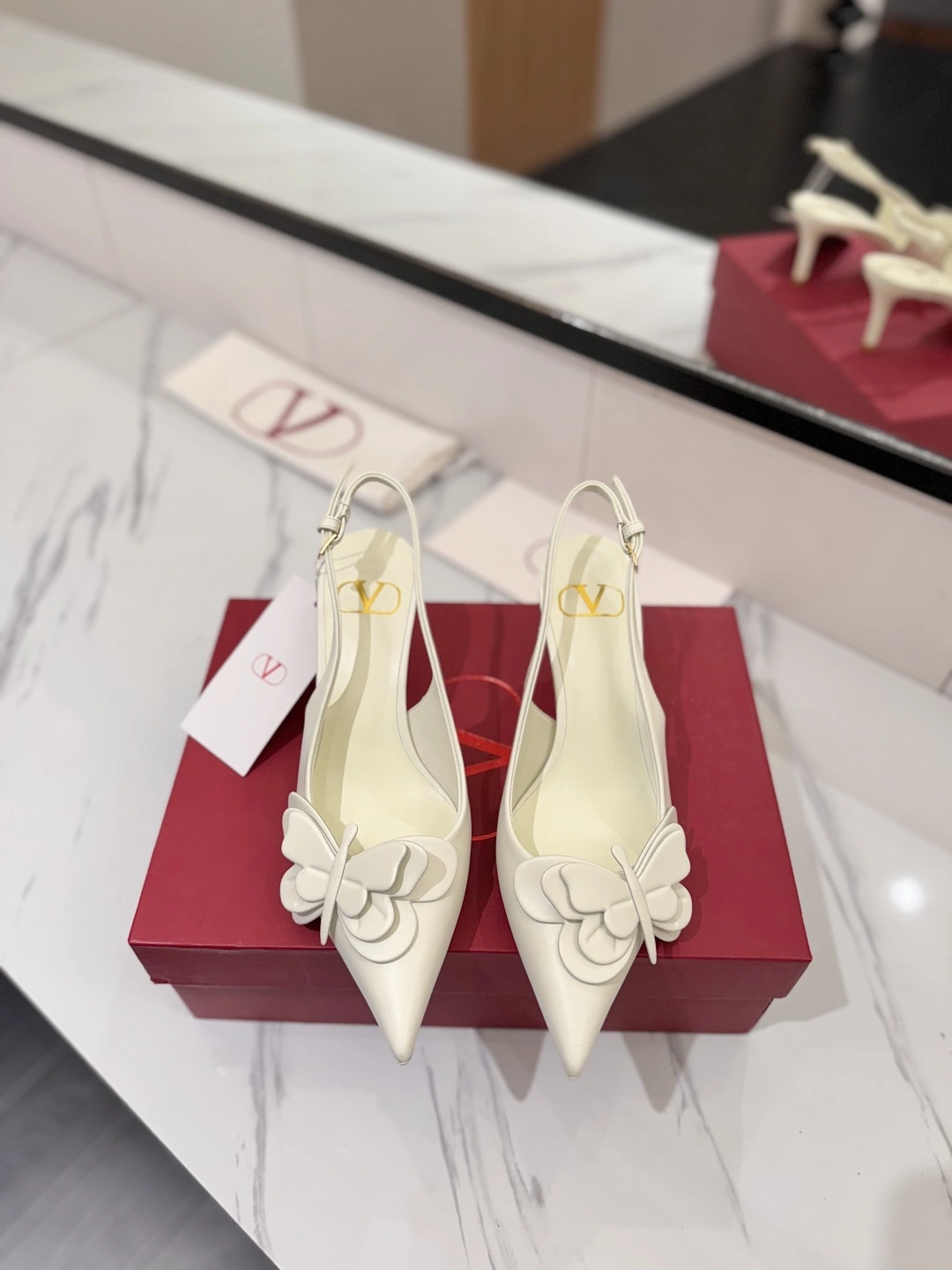 COCO-- V1859ti9o 4W2S0II8XKE098 Heel height：6.5CM item:E-X138C3011